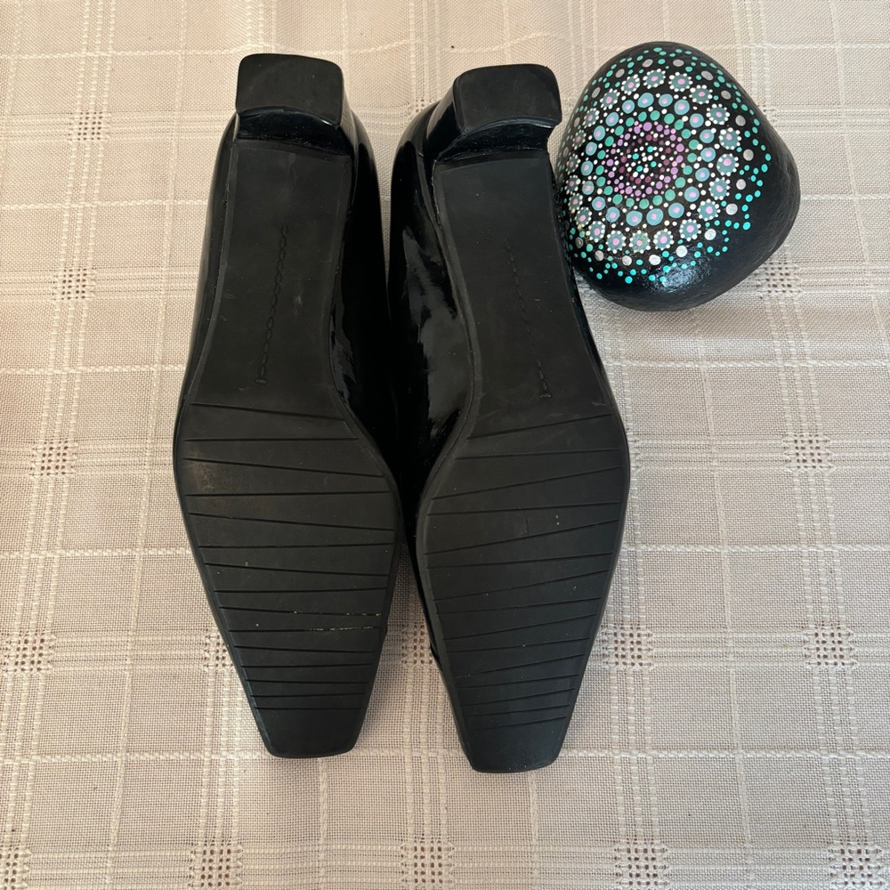 MR SEYMOUR by Stuart Weitzman Women's Black Patent Shoes Size 8.5 - Picture 4 of 7